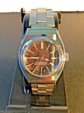 Elgin Women’s De Lux Modern Wristwatch – Stainless Steel – Blue Dial – Clean